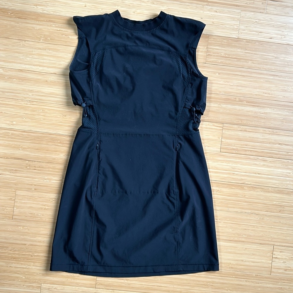 Athleta dress, black size small